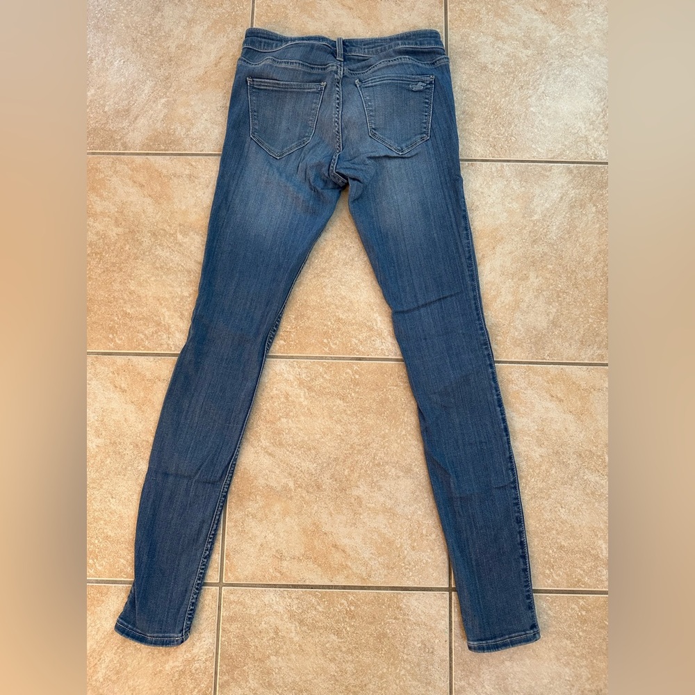 Hollister Jeans - 5 for $25 for items marked with ⭐️ - Picture 4 of 4